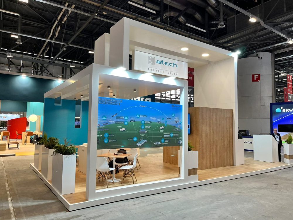 Montaje Stand en Ginebra para ATECH, en la FERIA AIRSPACE 2023. Garantizamos la calidad en montajes de ferias internacionales