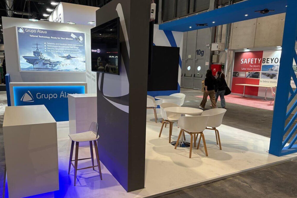 Stand en Feindef 2025 para GRUPO ALAVA fabricado por Stand Arte